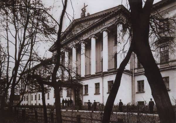 Здание Санкт-Петербургской духовной академии, где Каптерев начал свою педагогическую карьеру